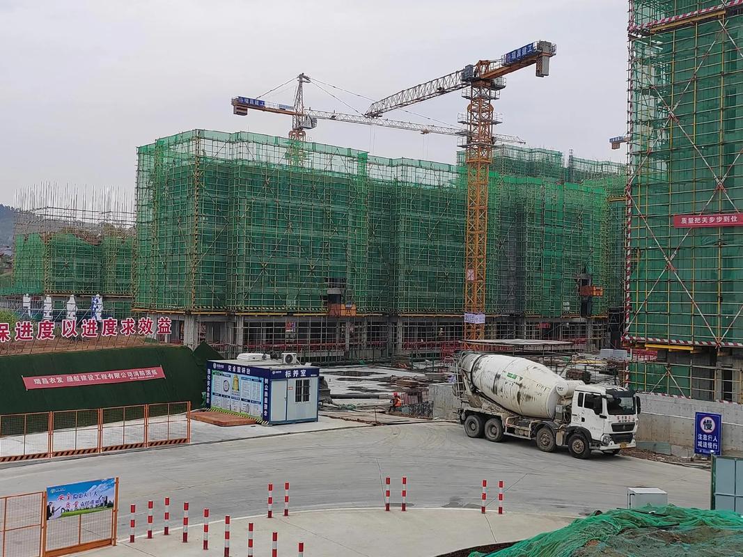 工地實景 以行動見證未來，建設(shè)工程設(shè)計現(xiàn)場施工進度實錄